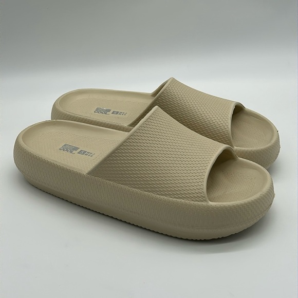 2361- 32 Degrees Cool Cushion Slide Sandals Tan Size S (W6–7) NWT - Picture 2 of 10